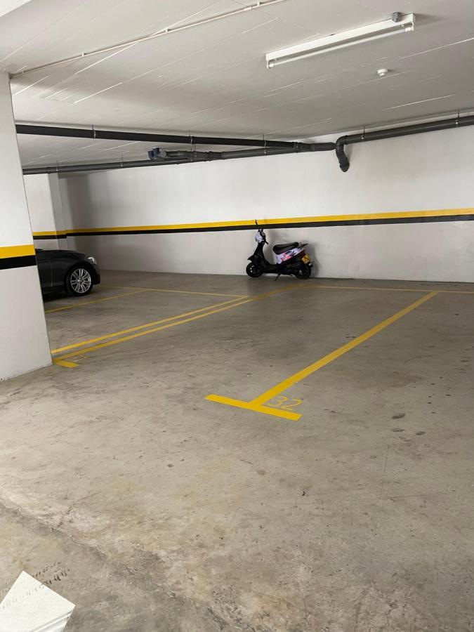 Ajuda Paradise Apartment With Pool And Private Parking フンシャル エクステリア 写真